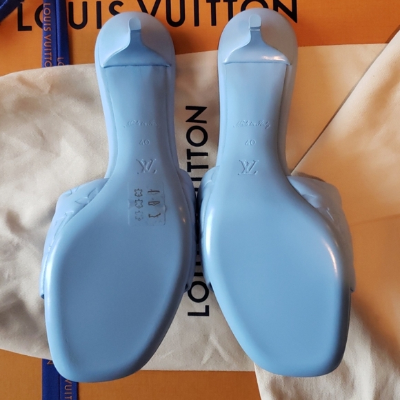 Louis Vuitton Blue Revival 2in Heel Monogram Leather Mule Sandal - Picture 7 of 14